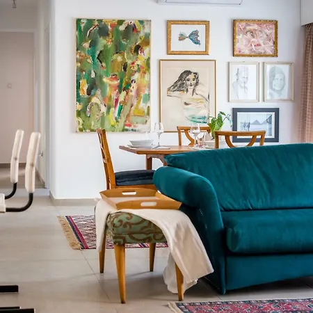 Apartment At The Very Heart Of Centre, Ap. 101 *